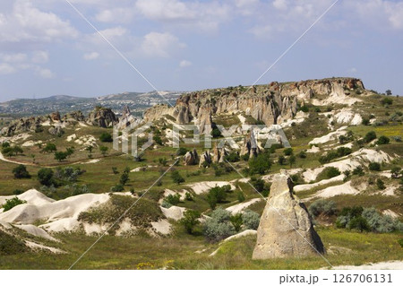 トルコ カッパドキアのエセンテペ展望台から見た景色 トルコ カッパドキアのエセンテペ展望台から見た景色 126706131