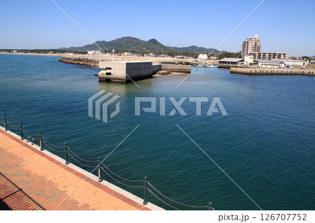 福岡県福津市　福間漁港海浜公園 126707752
