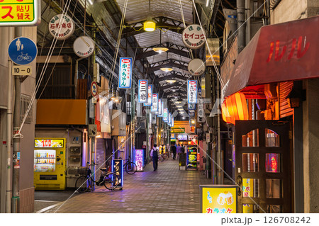 《大阪府》西成・ノスタルジックな商店街 《大阪府》西成・ノスタルジックな商店街 126708242