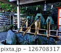 二見興玉神社　お伊勢参りの出発地点　手水舎で出迎える二見蛙達 126708317