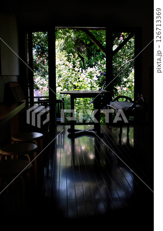 窓から見える風景 126713369