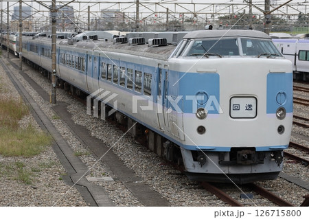 豊田車両センターに留置される 189系 M50編成 126715800