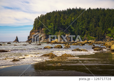 Rocky Shoreline at Third Beach, La Push, Washington Rocky Shoreline at Third Beach, La Push, Washington 126717728