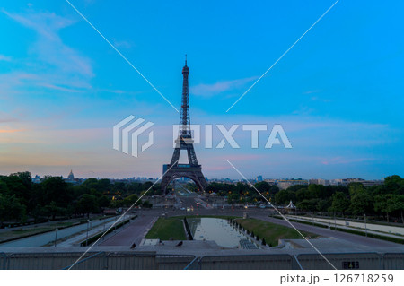 eiffel tour and from Trocadero, Paris 126718259