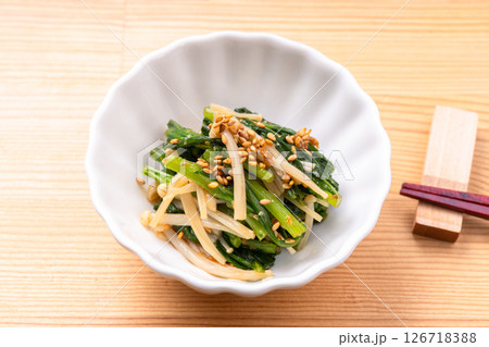 春菊とえのきの胡麻和え 126718388