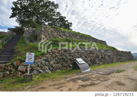 月山富田城 三の丸石垣 月山富田城 三の丸石垣 126719233