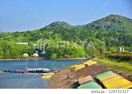 《愛知県》犬山市　新緑の入鹿池 126722327