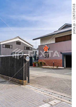 灘五郷の魚崎郷で営む櫻正宗　櫻正宗記念館（櫻宴）創業寛永二年（六代目は宮水の発見者）神戸市東灘区魚崎 126724518