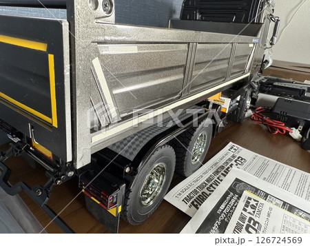 ベンツのラジコンを作りました 126724569