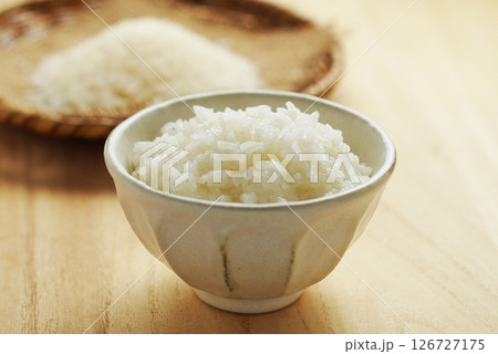 白ご飯・白米・米・米粒 126727175