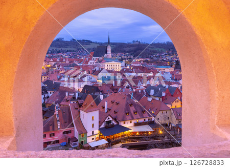 Panoramic view of Cesky Krumlov old town, Czech Republic 126728833