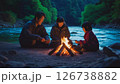 家族で川原でキャンプをしている様子 126738882