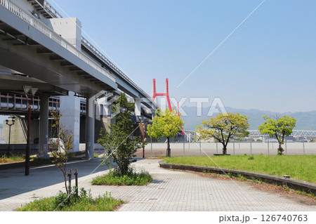 六甲大橋と六甲アイランド北公園 六甲大橋と六甲アイランド北公園 126740763