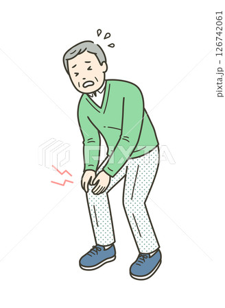 膝の痛みで膝に手を当てる高齢男性のイラスト 126742061