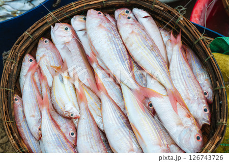 catch of fresh sea fish Threadfin Bream in basket at the seafood market 126743726