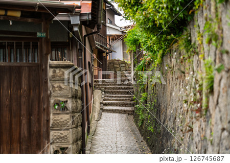 《広島県》尾道・坂の街の風景 126745687