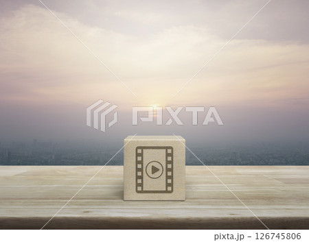 Business cinema online concept 126745806