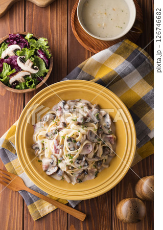 マッシュルームのクリームパスタ 126746682