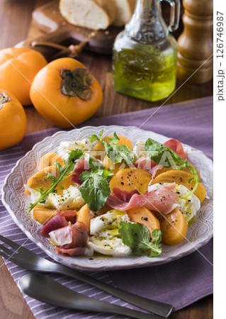 柿と生ハムのサラダ 柿と生ハムのサラダ 126746987