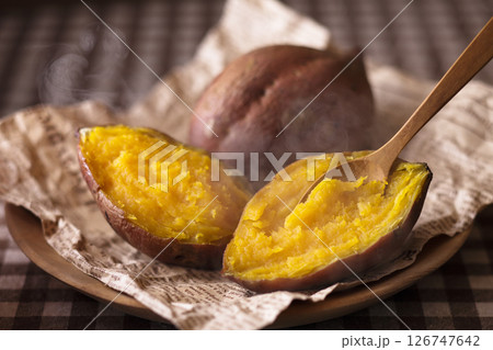 安納芋の焼き芋 126747642