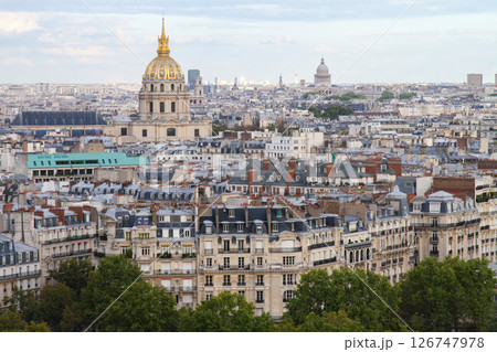 フランス　パリ　エッフェル塔からの眺め 126747978