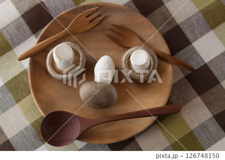 野菜の顔 / 大黒しめじ 126748150