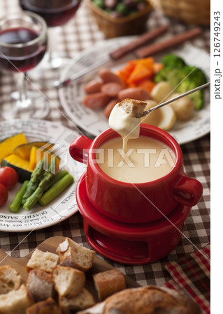 チーズフォンデュ チーズフォンデュ 126749243