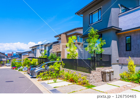電柱のない閑静な住宅街 126750465