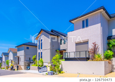 電柱のない閑静な住宅街 126750473