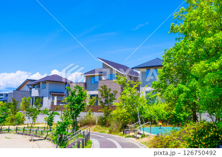 電柱のない閑静な住宅街 126750492