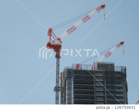 高層マンション建設タワークレーン 高層マンション建設タワークレーン 126750831