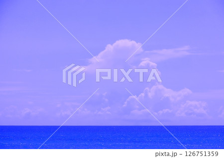 千葉県南房総市和田町の青い海と空(壁紙素材) 千葉県南房総市和田町の青い海と空(壁紙素材) 126751359