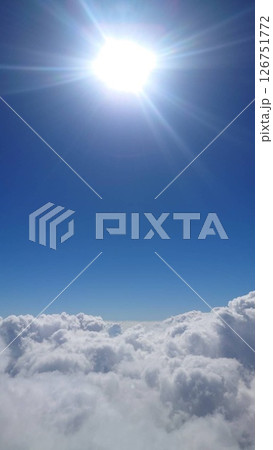澄んだ空 126751772