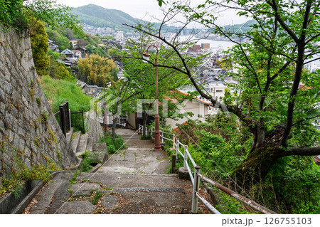 《広島県》尾道・坂の街の風景 126755103