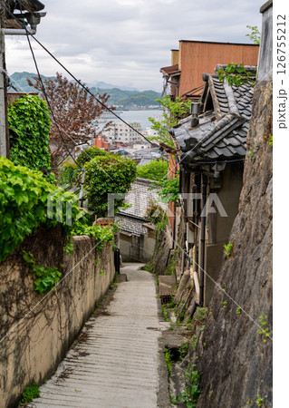 《広島県》尾道・坂の街の風景 126755212