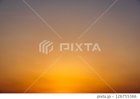 5月の夕空 美しいグラーデーションの空15 126755366