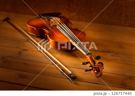 Classic music violin vintage in wooden background 126757440