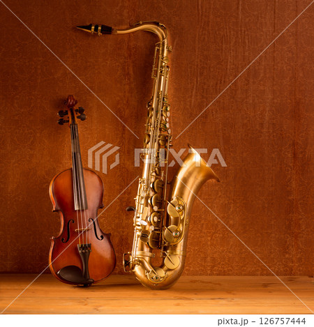Classic music Sax tenor saxophone violin in vintage Classic music Sax tenor saxophone violin in vintage 126757444