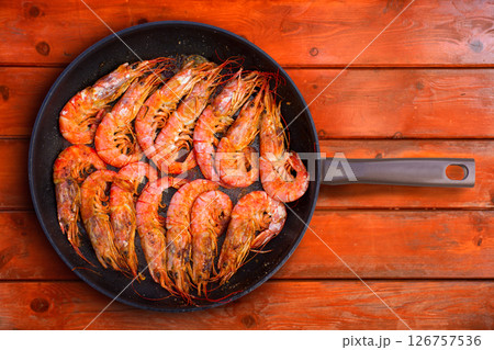 grilled shrimp seafood in round pan grilled shrimp seafood in round pan 126757536