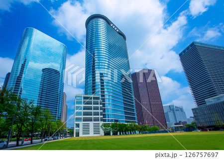 Houston downtown skyscrapers disctict blue sky mirror Houston downtown skyscrapers disctict blue sky mirror 126757697