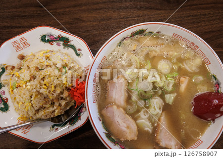 煮干ラーメンとチャーハンセット 煮干ラーメンとチャーハンセット 126758907