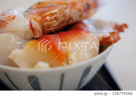 わがまま丼のホッキ貝（道の駅いわて北三陸） 126759566