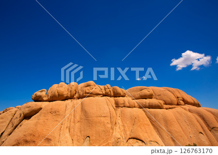 Joshua Tree National Park Jumbo Rocks Yucca valley Desert California 126763170