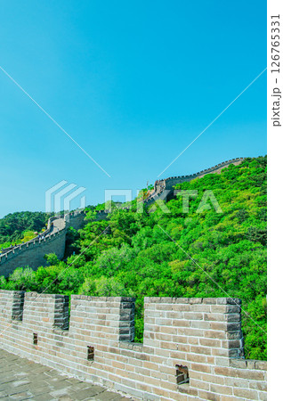 中国　万里の長城からの景色 126765331