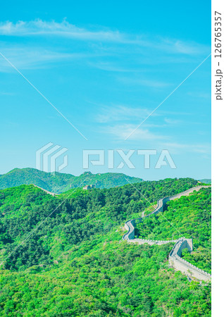 中国　万里の長城からの景色 126765357
