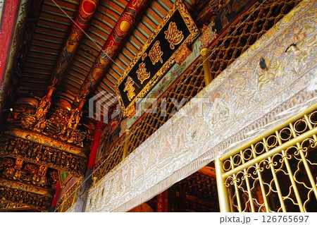 台湾 台北 台北最古の寺の龍山寺 台湾 台北 台北最古の寺の龍山寺 126765697