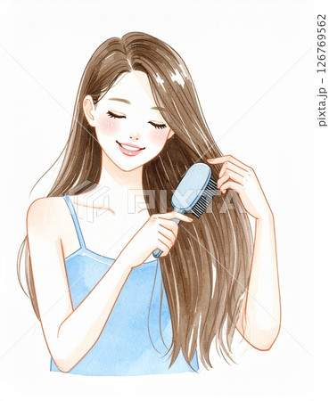 髪の毛のお手入れをしている若い女性 126769562