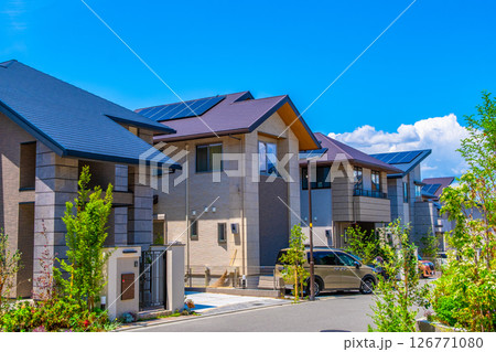 電柱のない閑静な住宅街 126771080