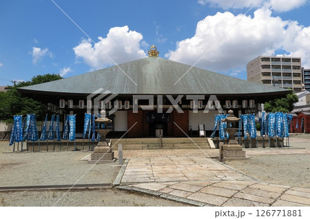 四天王寺(大阪市)の境外堂宇「庚申堂」、本堂の正面 四天王寺(大阪市)の境外堂宇「庚申堂」、本堂の正面 126771881
