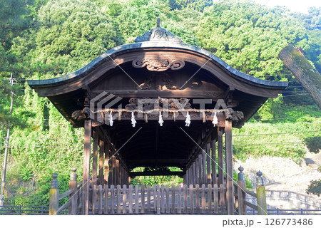 香川県金比羅さん近くの鞘橋南袂-1 126773486